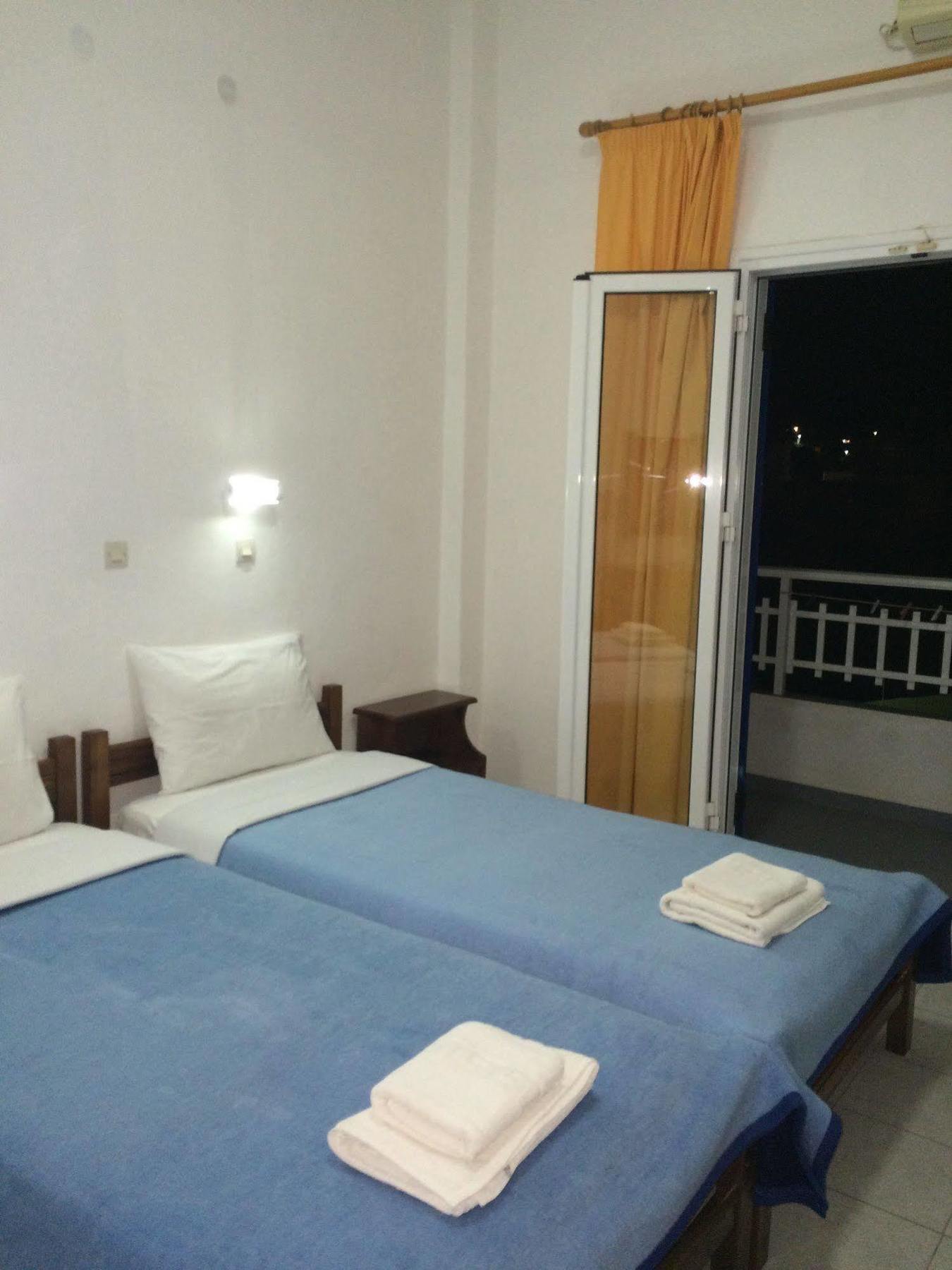Hotel Rodon Skala  Exterior photo